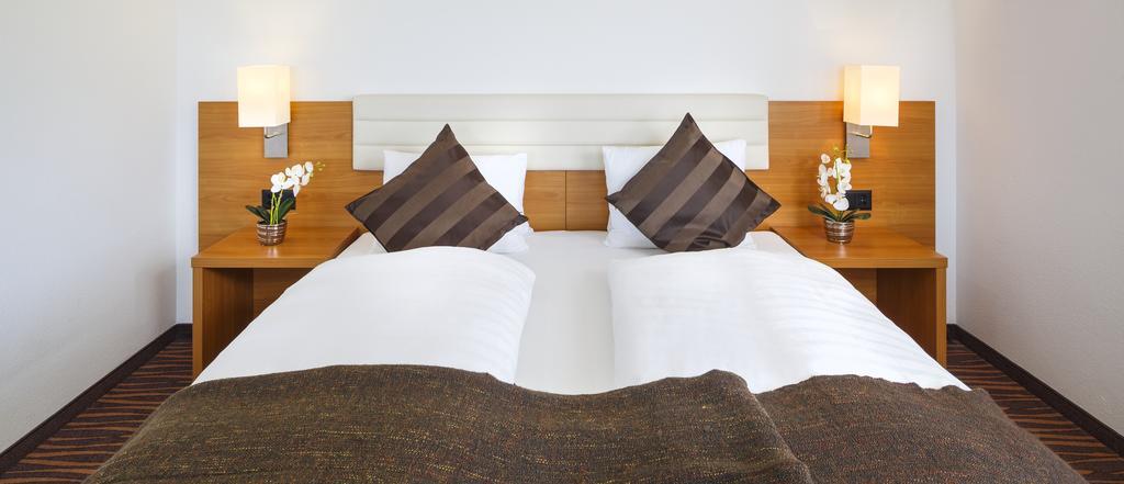 Seemoewe Swiss Quality Hotel Güttingen Quarto foto